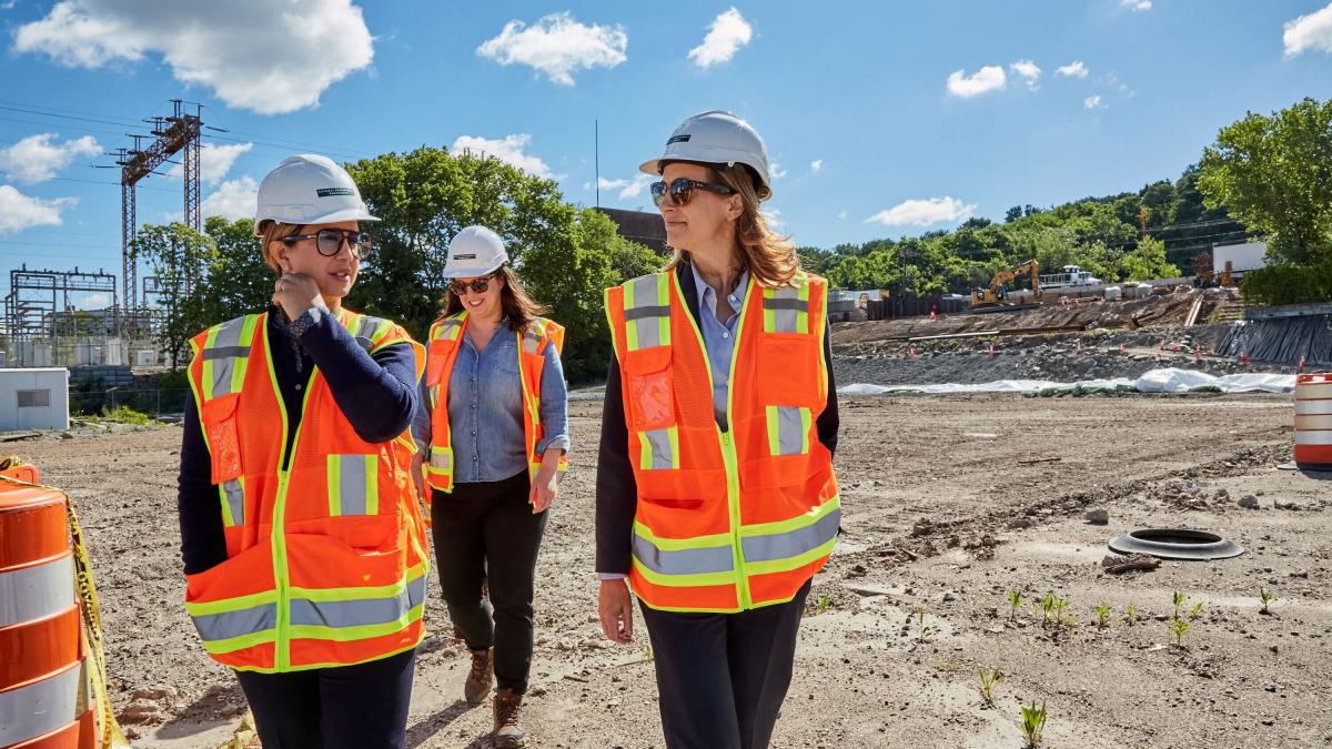 Rep. Sherrill visits Tonnelle Ave Construction Site
