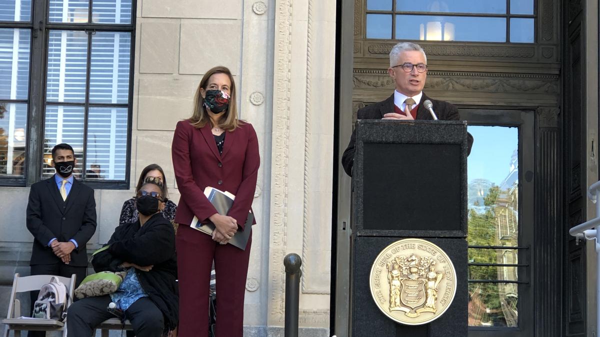 Representative Sherrill joined Governor McGreevey and the New Jersey Reentry Corporation for the release of the Legislative Commission on Reentry Services for Women.